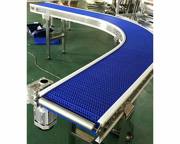 轉(zhuǎn)彎輸送機